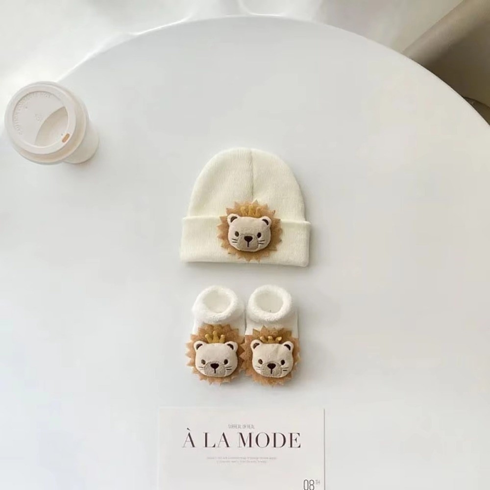 2PCS/Set New Cartoon Baby Hat  - Toddler Sock Set recension och pris